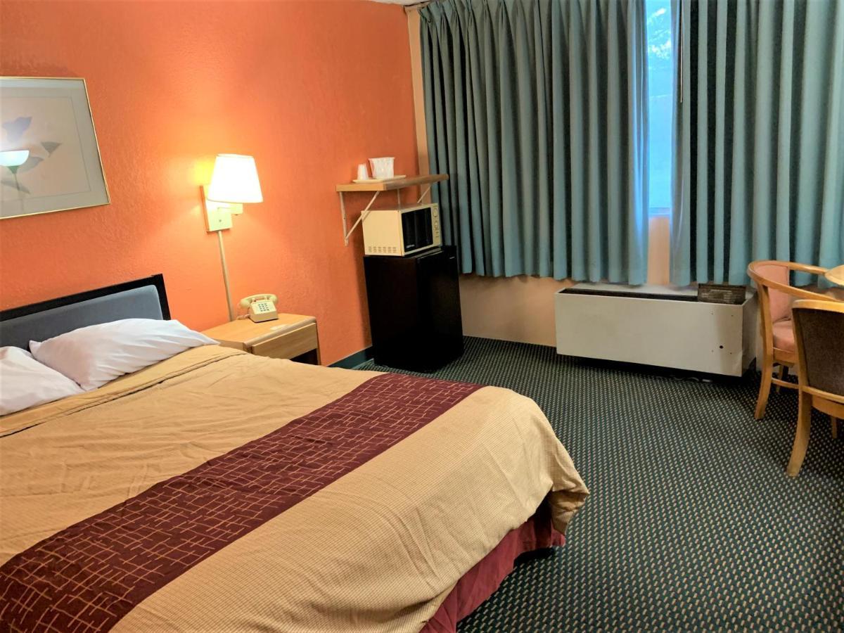 Red Carpet Inn & Suites Lima -Listing Partner Eksteriør billede