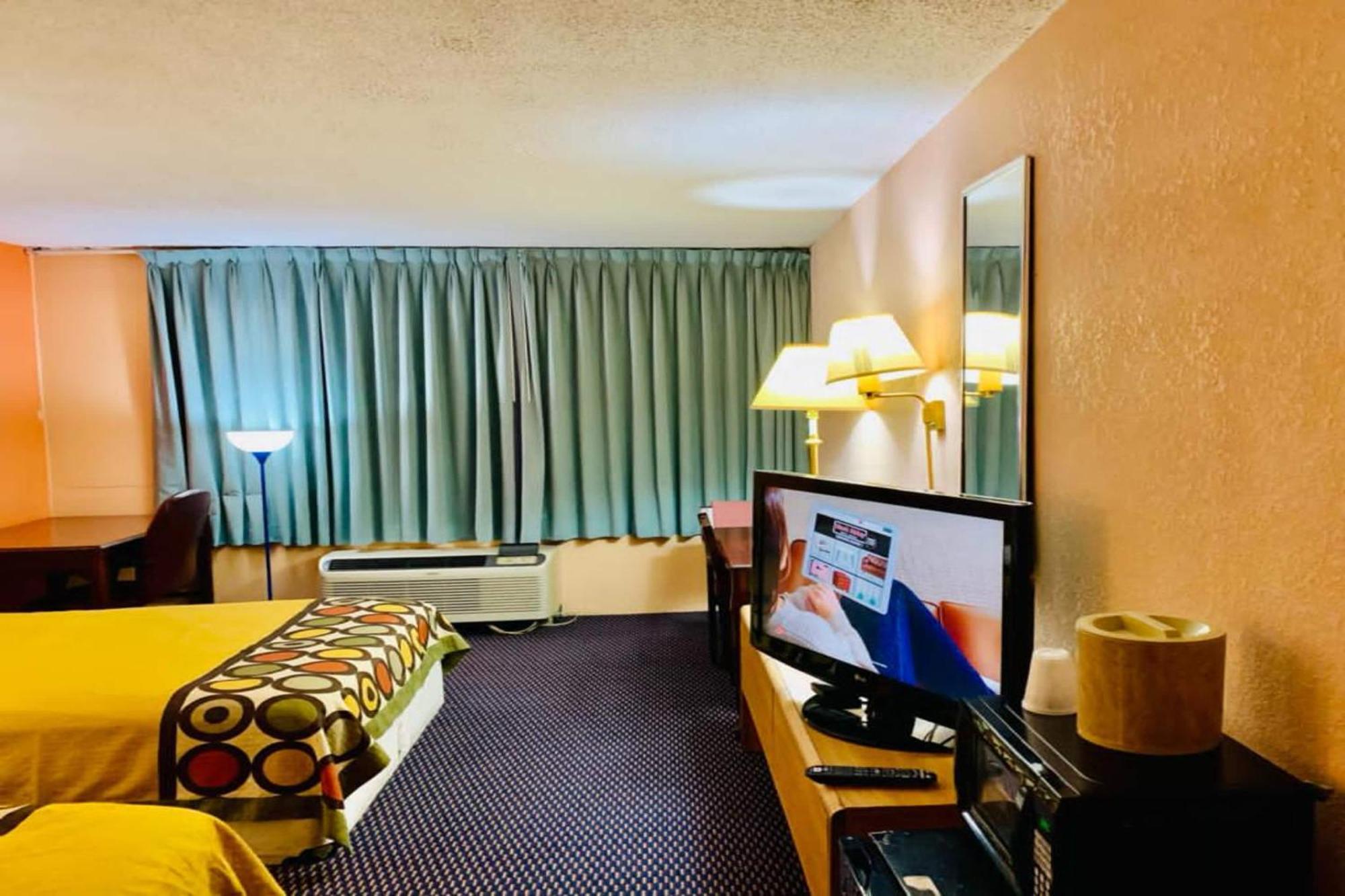 Red Carpet Inn & Suites Lima -Listing Partner Eksteriør billede