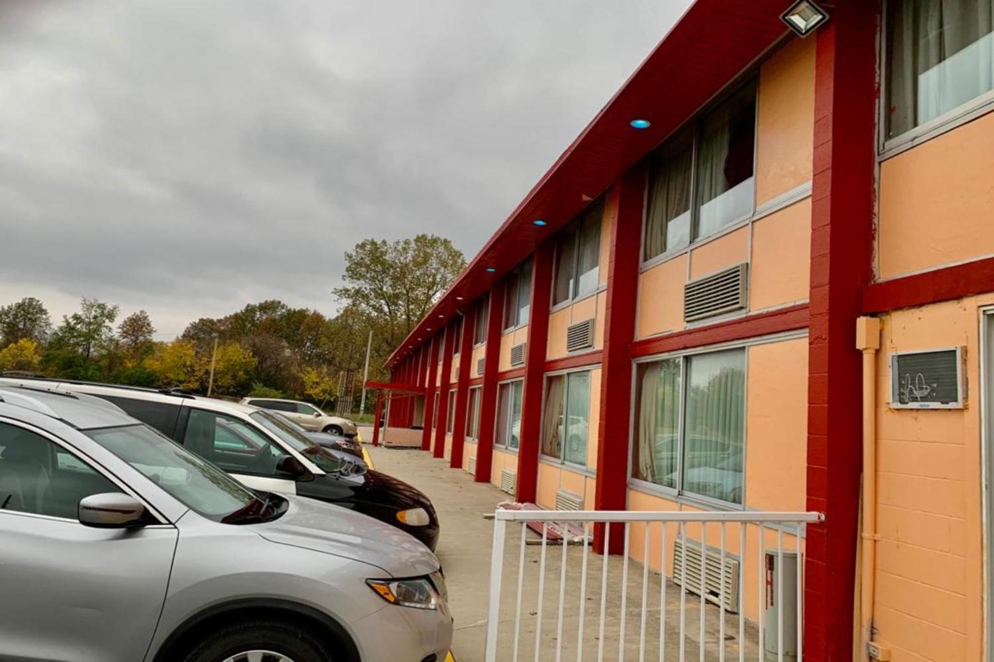 Red Carpet Inn & Suites Lima -Listing Partner Eksteriør billede