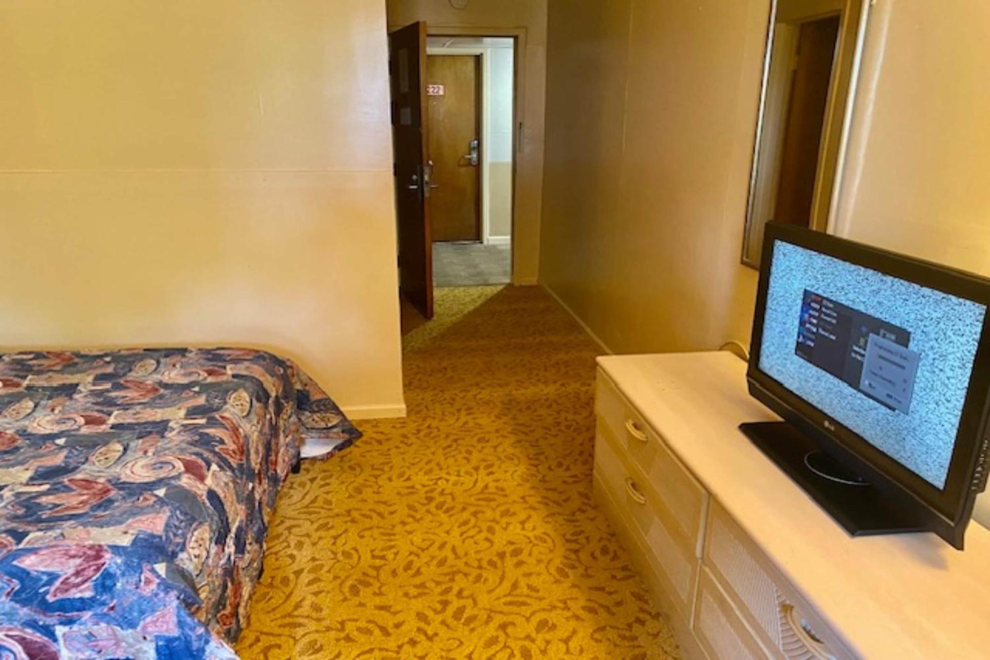 Red Carpet Inn & Suites Lima -Listing Partner Eksteriør billede