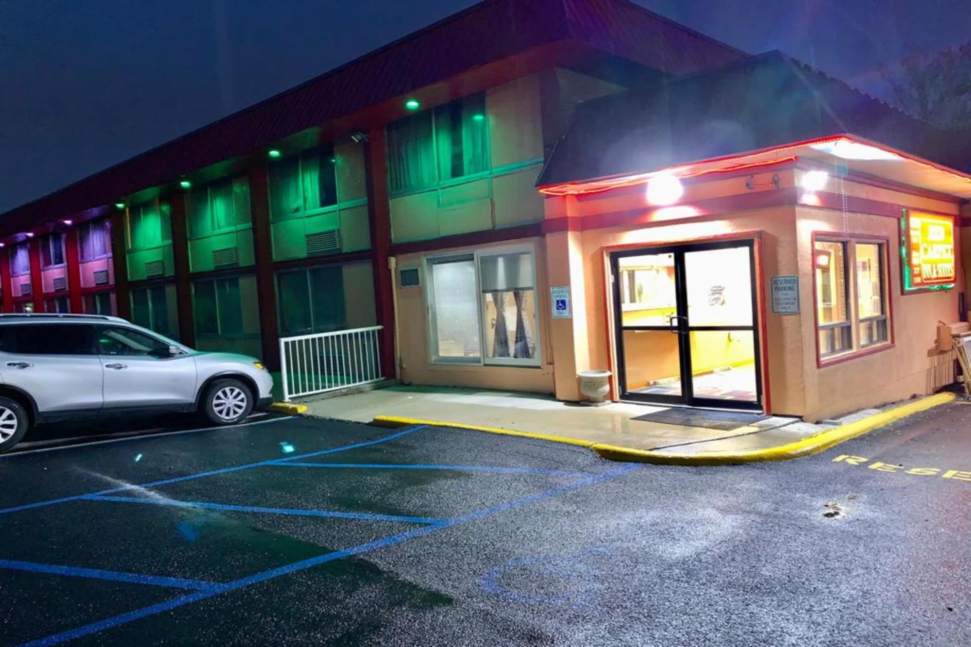 Red Carpet Inn & Suites Lima -Listing Partner Eksteriør billede