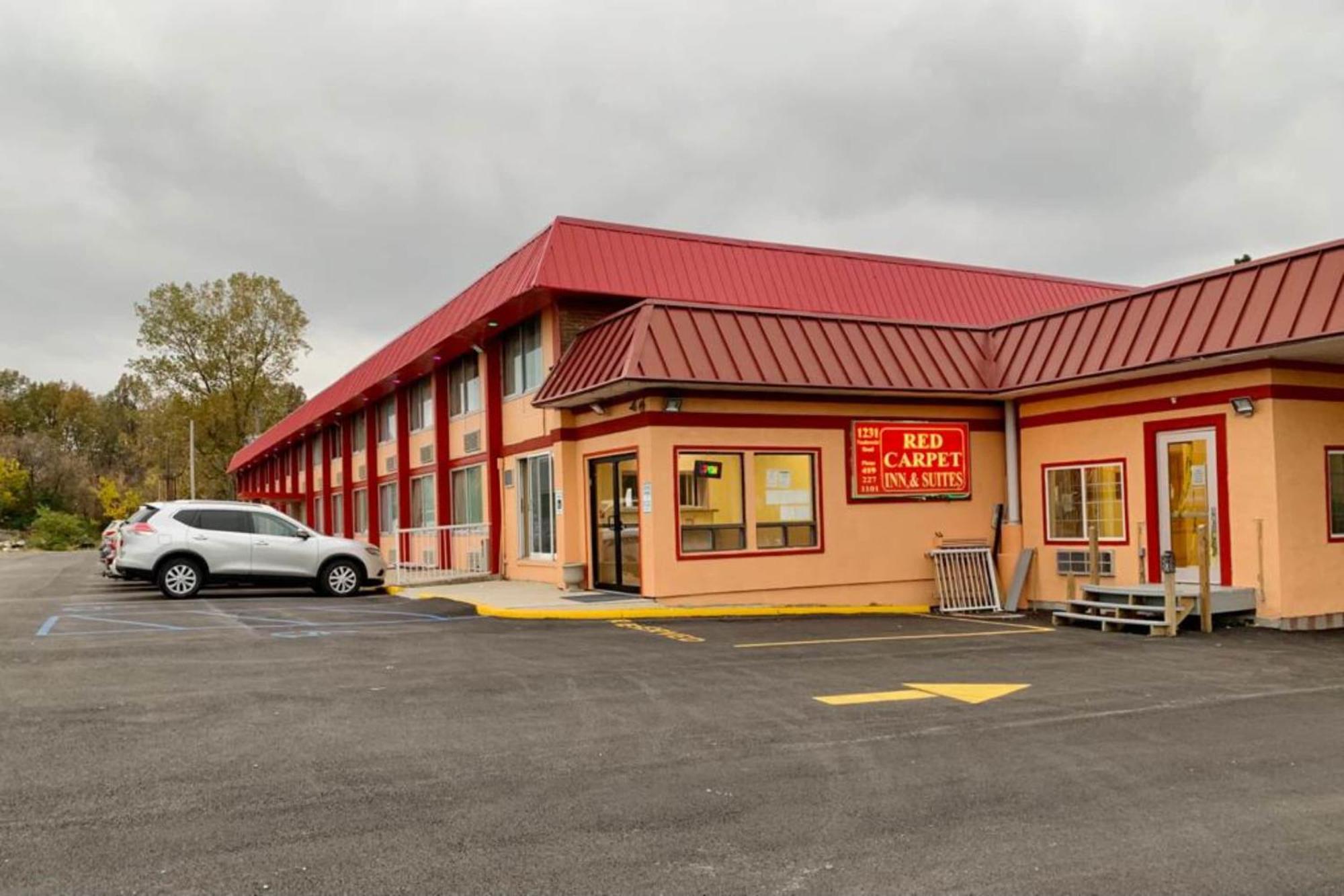 Red Carpet Inn & Suites Lima -Listing Partner Eksteriør billede
