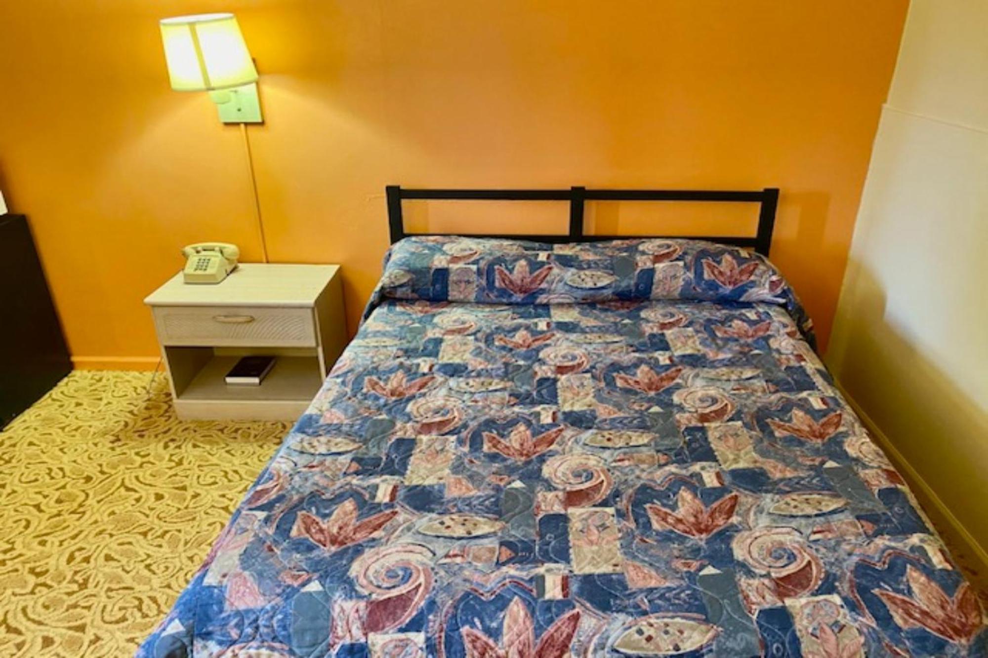 Red Carpet Inn & Suites Lima -Listing Partner Eksteriør billede