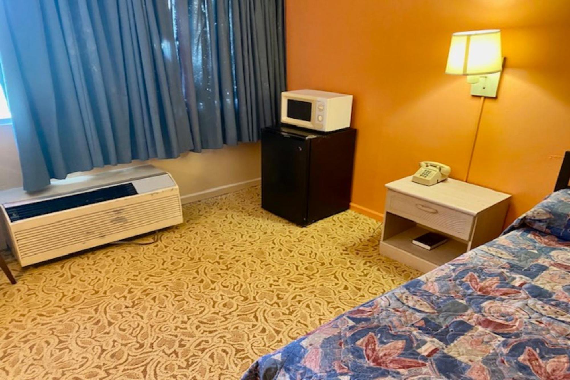 Red Carpet Inn & Suites Lima -Listing Partner Eksteriør billede