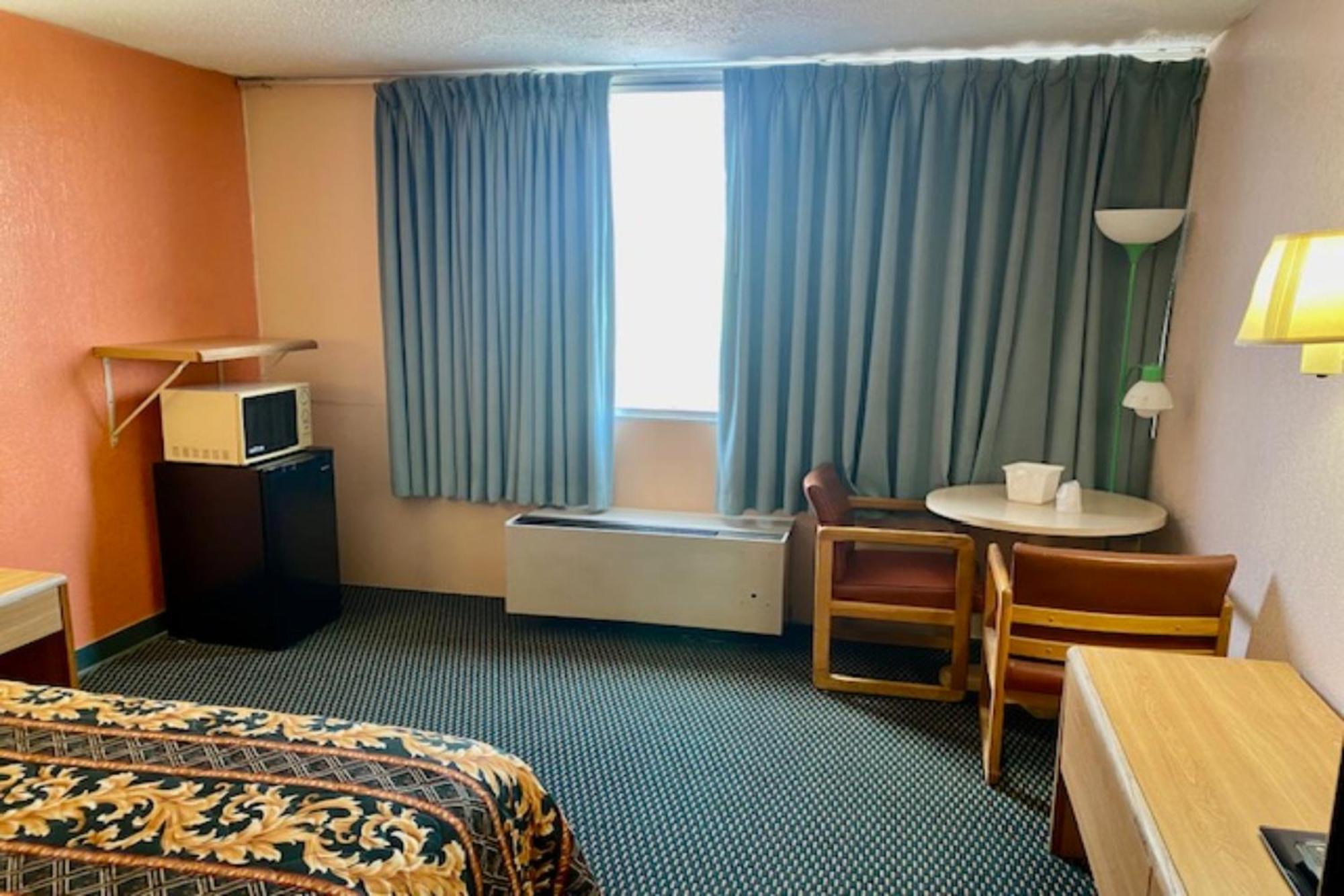 Red Carpet Inn & Suites Lima -Listing Partner Eksteriør billede